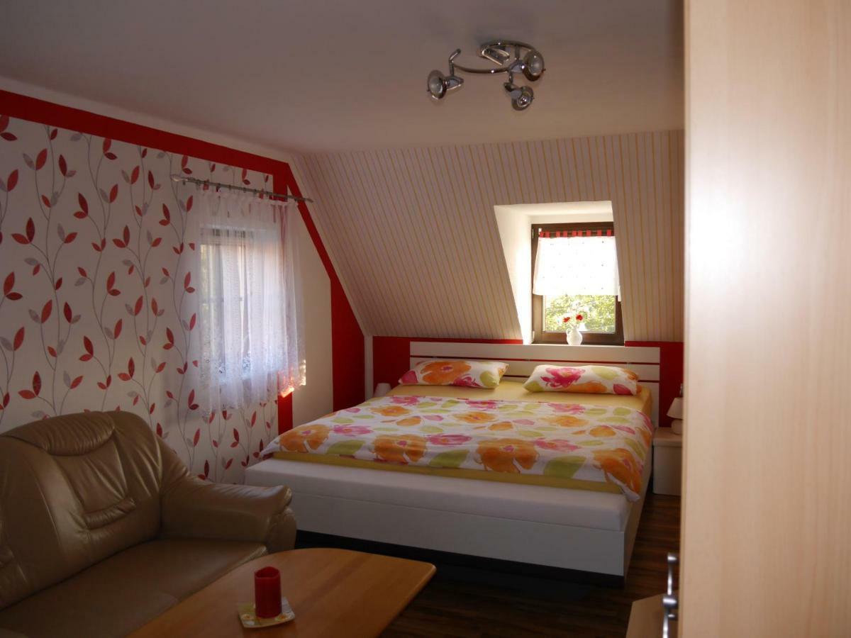 Ferienwohnung Hesse Am Wachberg Saupsdorf Luaran gambar